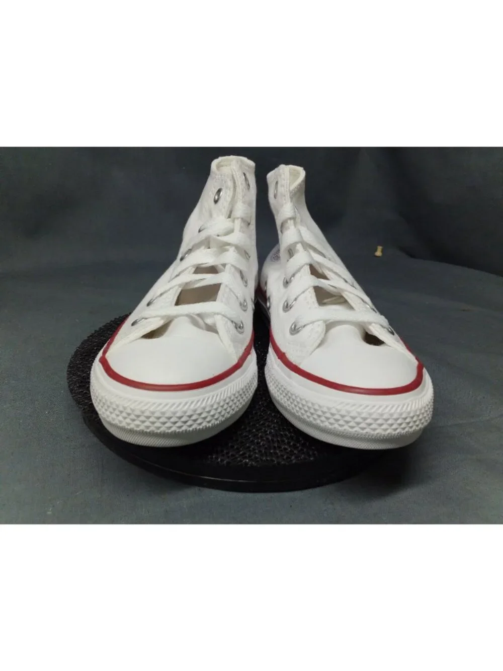 Converse Toddler Chuck Taylor All Star Hi Lace Up White Kids Size 5 NEW IN BOX!